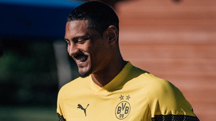 Sebastien Haller testis kanserini yendi Yeşil sahalara geri döndü...