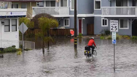 California’daki fırtınada can kaybı 17’ye yükseldi
