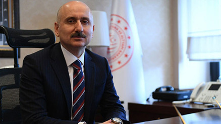 Bakan Karaismailoğlu: Dünyanın en kaliteli alt yapısını yapıyoruz Bakan Karaismailoğlu: Dünyanın en kaliteli alt yapısını yapıyoruz