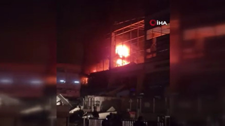 Ankarada fabrika yangınında 2 kişi yaralandı