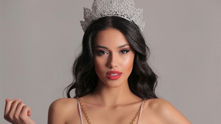 Aleyna Şirin Kâinat Güzeli olmak için oyları bekliyor