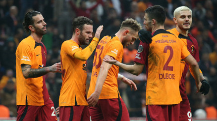 G.Saray’da kalite oyunu oyun da kaliteyi besliyor