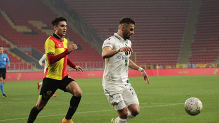 Sakaryaspor, Göztepeyi tek golle geçti