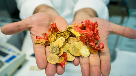 Altın fiyatları bugün ne kadar Gram ve çeyrek altın kaç TL İşte 18 Ocak 2023 güncel ve canlı altın fiyatları...