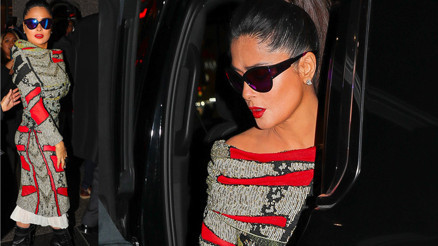 Madalyonun karanlık yüzü: Beni duş alırken izlemek istedi, film çekilsin diye katlandım