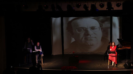 Uğur Mumcu için özlem ve gözyaşı