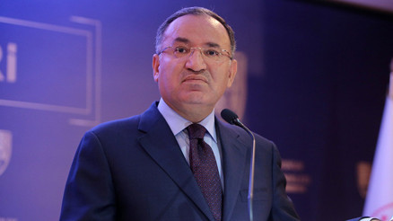 Adalet Bakanı Bozdağ: AYMnin HDP kararı oybirliği ile alınmış isabetli bir karardır