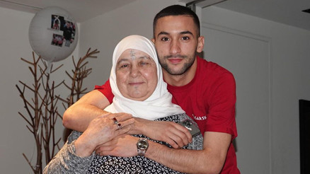 Son Dakika: Beşiktaş transferde büyük oynuyor Hakim Ziyech gündemde...