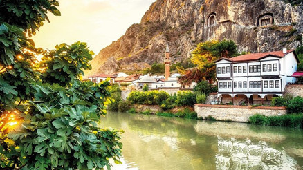 Amazonların ve kralların şehri