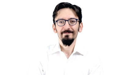 Göz kapağı estetiğiyle daha genç bir görünüm