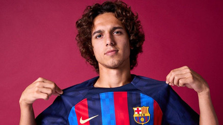 Son Dakika: Barcelonada Emre Demirin sözleşmesi feshedildi Fenerbahçe için İstanbula geldi... Küçükken ona Alex de Souza diyorlardı