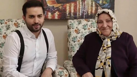 Kadir Ezildinin anneannesi vefat etti, ünlü sunucudan ilk açıklama geldi... Hayatımın anlamını yitirdim