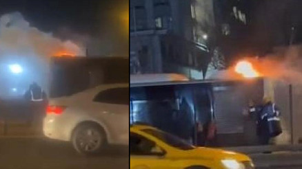 Son dakika: Bakırköyde metrobüs alev alev yandı... Seferler aksadı