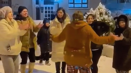 Kara halaylı kutlama