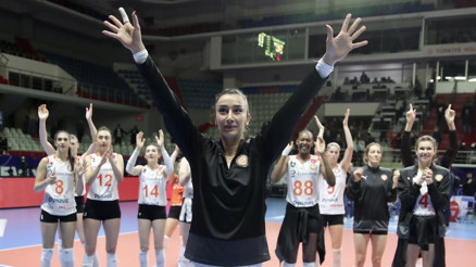 Eczacıbaşı Dynavit, Hande Baladın’la sözleşme yeniledi