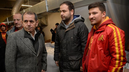 Dursun Özbek: Bu yaraları sarmak için elimizden geleni yapacağız Dursun Özbek: Bu yaraları sarmak için elimizden geleni yapacağız