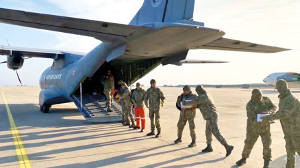 TSK 9 bin askerle sahada... Yaralılara tahliye köprüsü