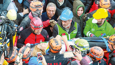 İki aile yeniden doğdu İki aile yeniden doğdu