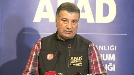 Baraj ve volkanik patlama iddiaları... Orhan Tatar: İddialar yalan, sosyal medyadan gördüğünüz her bilgiye inanmayın Baraj ve volkanik patlama iddiaları... Orhan Tatar: İddialar yalan, sosyal medyadan gördüğünüz her bilgiye inanmayın