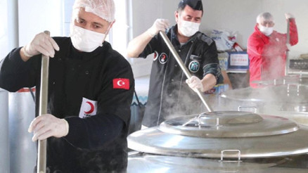 KIZILAY DEPREM YARDIM BÖLGELERİ: Adana, Gaziantep, Hatay, Kahramanmaraş, Şanlıurfa, Malatya deprem yardım merkezleri adresleri