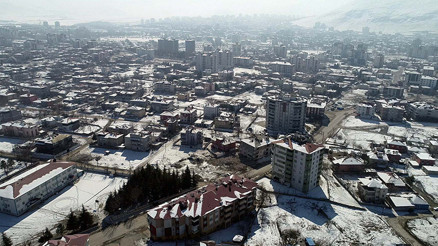 İkinci depremin merkez üssü Elbistanda 924 kişi hayatını kaybetti, 1825 kişi kurtarıldı İkinci depremin merkez üssü Elbistanda 924 kişi hayatını kaybetti, 1825 kişi kurtarıldı