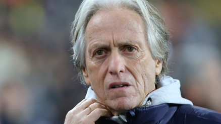 Fenerbahçe panik değil, fırsat transferi yapmak istiyor