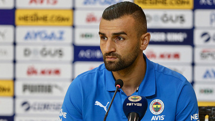 Son Dakika: Fenerbahçede Serdar Dursun rest çekti: Forma yoksa beni bırakın