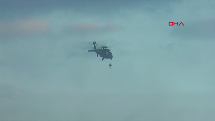 Helikopterle kedi kurtarma operasyonu