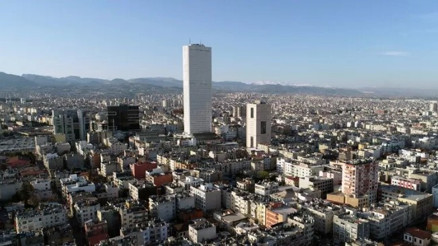 Mersinde depremin ardından nüfus yüzde 40 arttı, ev kiraları yükseldi Mersinde depremin ardından nüfus yüzde 40 arttı, ev kiraları yükseldi