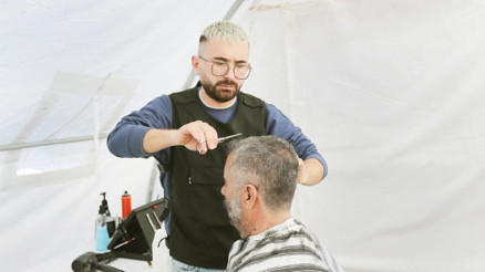 Gönüllü berberler...