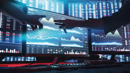 Piyasalar büyüme ve enflasyona odaklandı