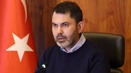 Bakan Kurum, kalıcı konutların inşası için bilim insanları ve müteahhitlerle görüştü