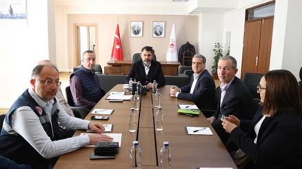 Bakan Kurum, Dünya Bankası ve AB Türkiye Delegasyonu heyetlerini kabul etti Bakan Kurum, Dünya Bankası ve AB Türkiye Delegasyonu heyetlerini kabul etti