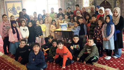 Kumbaralarını depremzedeler için açtılar Kumbaralarını depremzedeler için açtılar