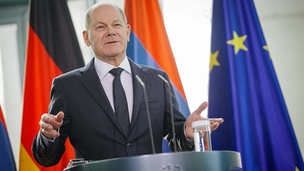 Hintliler yerine çocuklar (Kinder statt Inder)