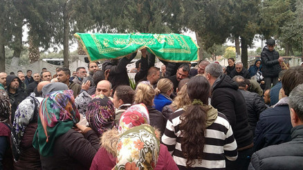 Koltukların tutuştuğu yangında hayatını kaybeden 4 yaşındaki Berkaya acı veda