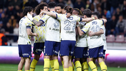 Fenerbahçeden son 7 sezonun en iyi performansı Fenerbahçeden son 7 sezonun en iyi performansı