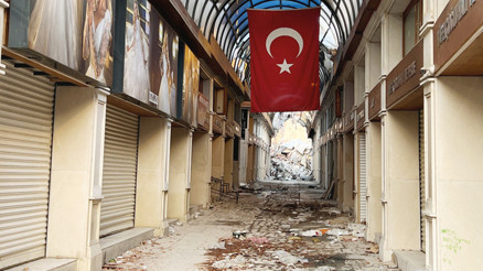 Tarihi Uzun Çarşı konteynerde yaşayacak