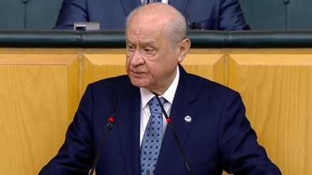 Akşenerin masaya dönmesi... Bahçeli: Bir kere satan yine satacaktır