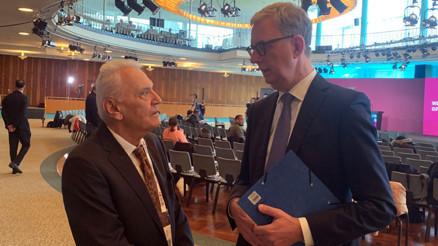 Fiebig: ‘Depremzedelerin yanındayız’