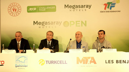 Tenisin kalbi Antalyada atıyor