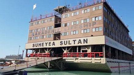 Yalovadan yola çıkan Süheyla Sultan Gemisi, depremzedeler için İskenderuna demirledi