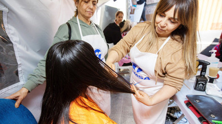 Depremzede kadınlara kişisel bakım hizmeti
