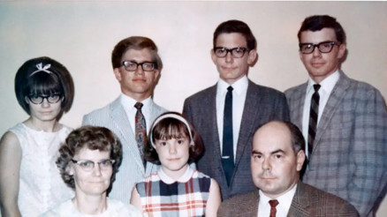 Her zaman ailemden farklı hissettim... Doğumda değiştirildiğim ortaya çıktı