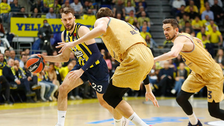 Fenerbahçe Beko, Barcelonayı devirdi