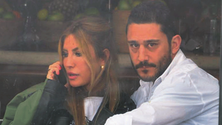 Çağla Şıkelin keyfi yerinde