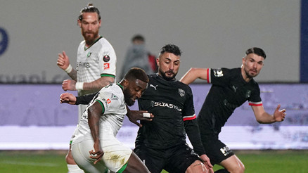 Pendikspor evinde 2 golle güldü