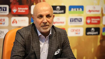 Hasan Çavuşoğlundan hakem tepkisi: Maçın kaderiyle oynandı