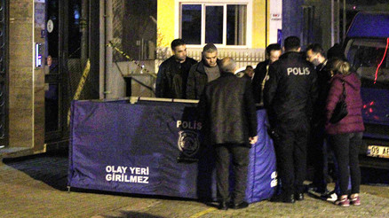 Kızını darp eden kocasına sinirlenip balkondan atladı