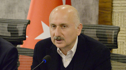 Bakan Karaismailoğlu: Yeni bir İpek Yolu’nun temelleri atılıyor Bakan Karaismailoğlu: Yeni bir İpek Yolu’nun temelleri atılıyor